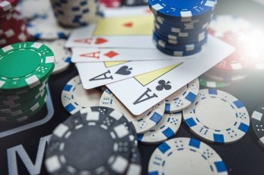 Live bet slip with game information update indicator